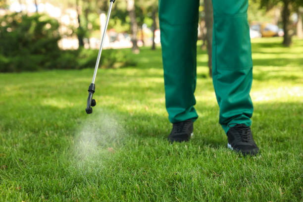 Wildlife Control Services in Saylorville, IA